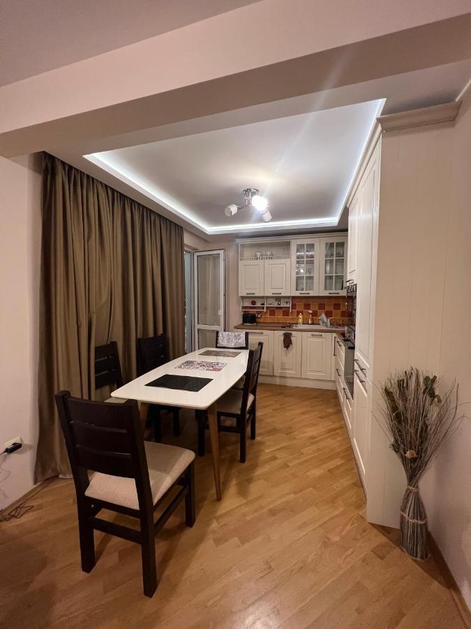 Chaika Sea Apartment Warna Exterior foto